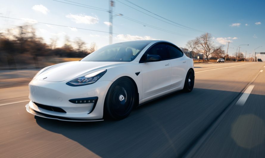 Why Tesla cars are not autonomous