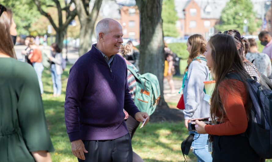 University President Dave Kaufman announces retirement