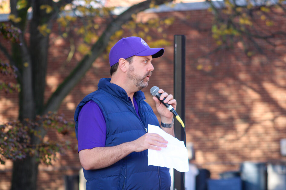 President Tice's opening speech at the Turkey Trot. Photo by Riley Donovan.