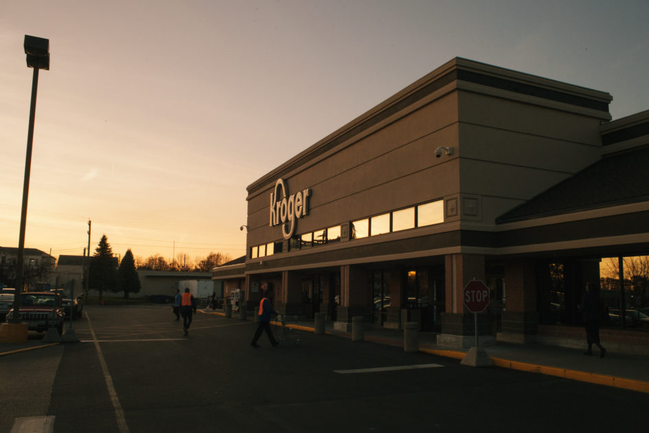 kroger-vs-giant-eagle-the-ultimate-bexley-grocery-showdown-the-chimes